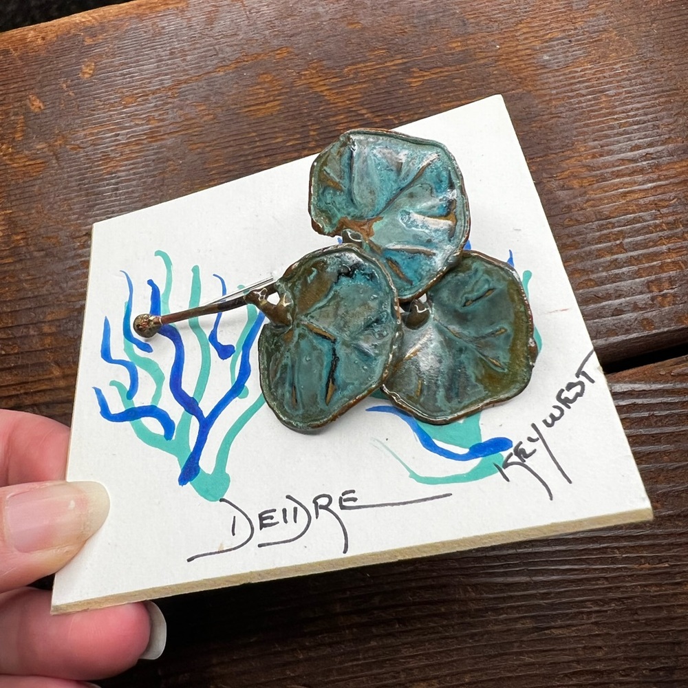 Leaf Brooch - Picture 3 of 3